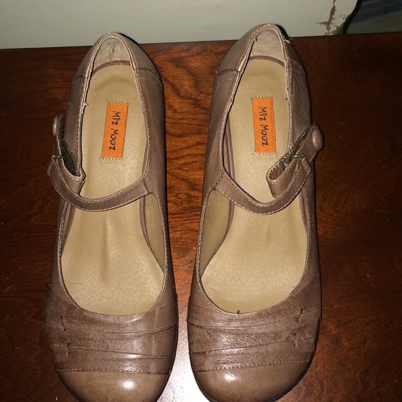 Miz Mooz Shoes - Miz mooz heels size 40 nwot
